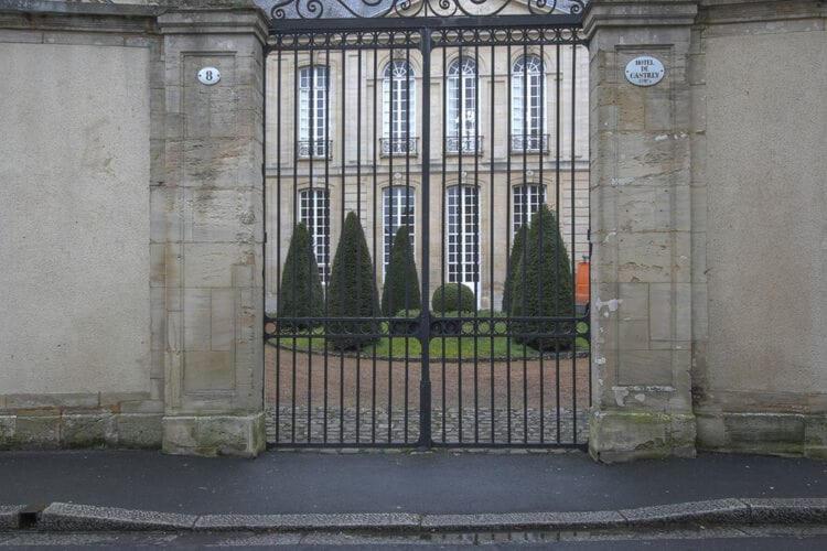 Heritage Apartment In Bayeux Near Museum Of Art ภายนอก รูปภาพ