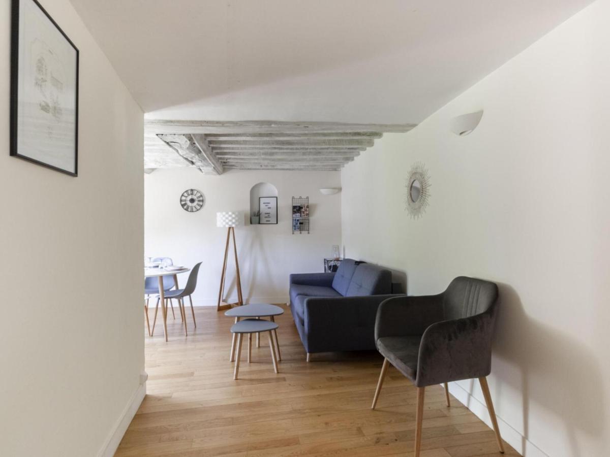 Heritage Apartment In Bayeux Near Museum Of Art ภายนอก รูปภาพ